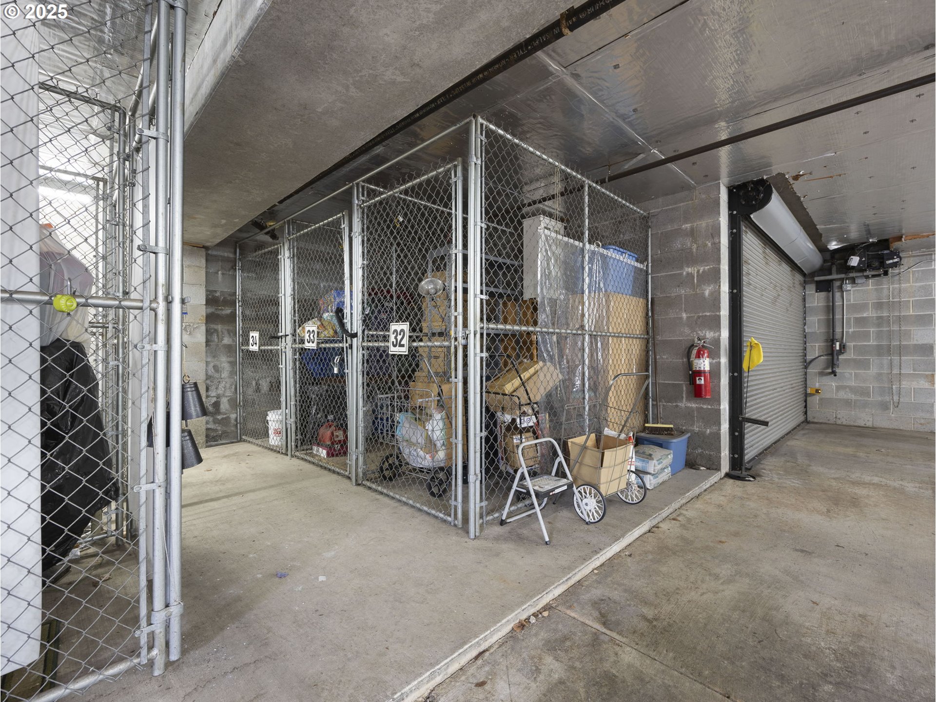 15530 Northeast Knott Street, Unit 32 Portland, OR 97230 - Photo 45 of 48