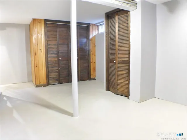 a view of livingroom with window