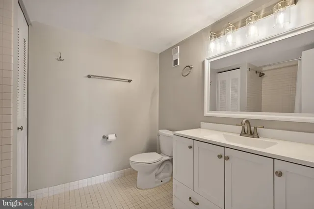 a view of balcony with city view