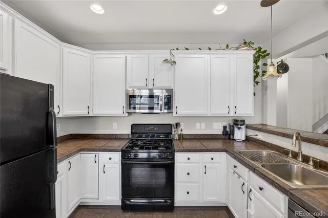 $450,000 | 3707 Pecos Trail, Castle Rock, CO 80109