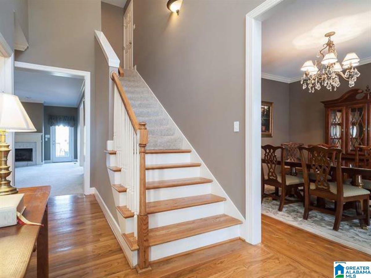 1026 Crest Road Leeds, AL 35094 - Photo 3 of 28