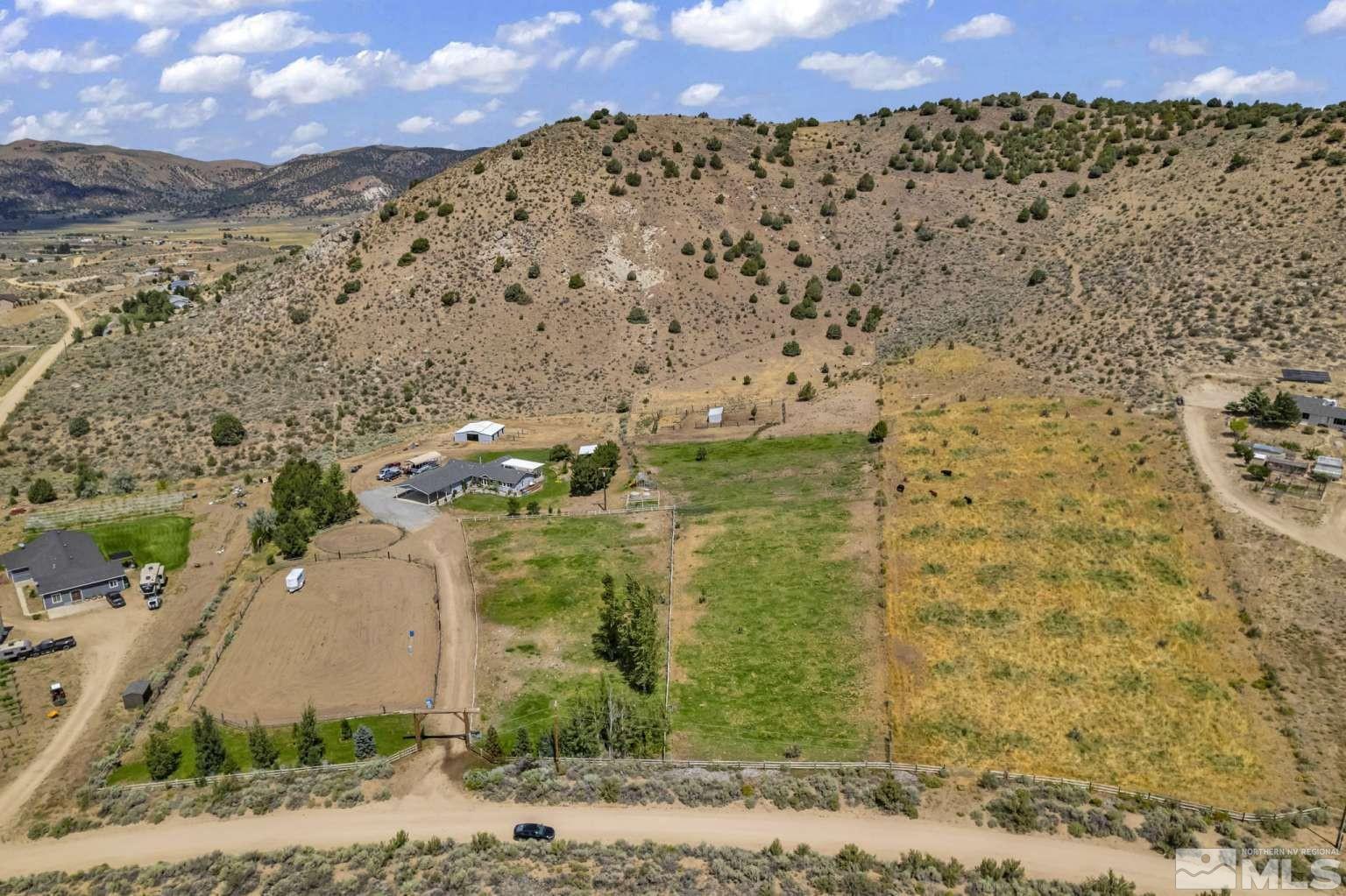 160-180 Quarter Horse Circle Reno, NV 89508 - Photo 20 of 23 a view of a city