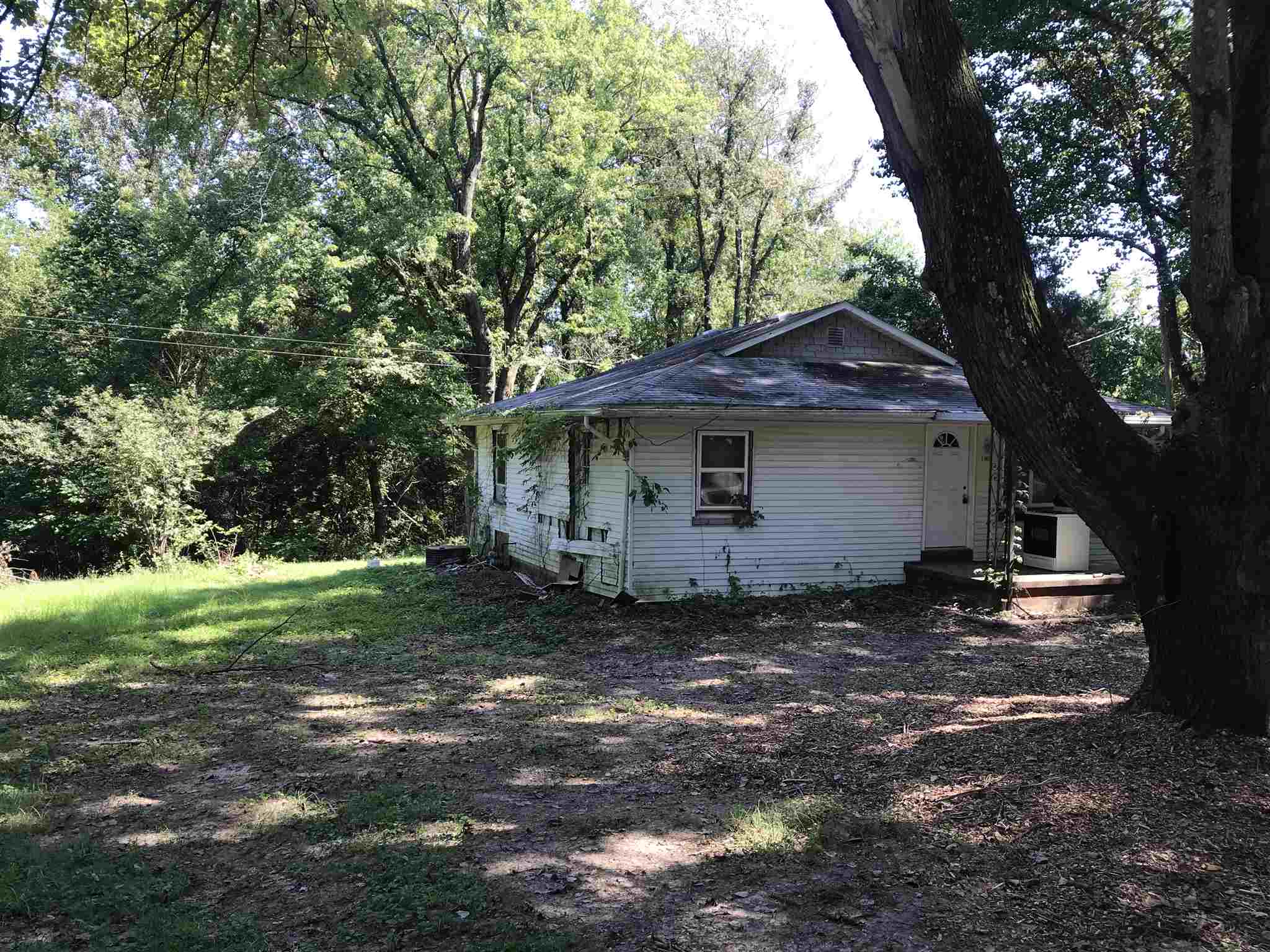 11601 Eichenberger Road Evansville, IN 47720 - Photo 27 of 33 Gallery Image 27