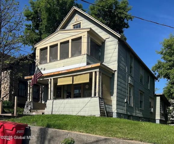 $149,900 | 159 Champlain Avenue, Ticonderoga, NY 12883