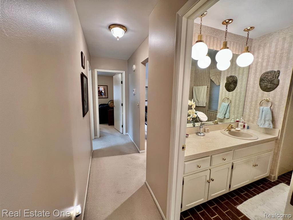230 Randolph Road Rochester Hills, MI 48309 - Photo 26 of 59
