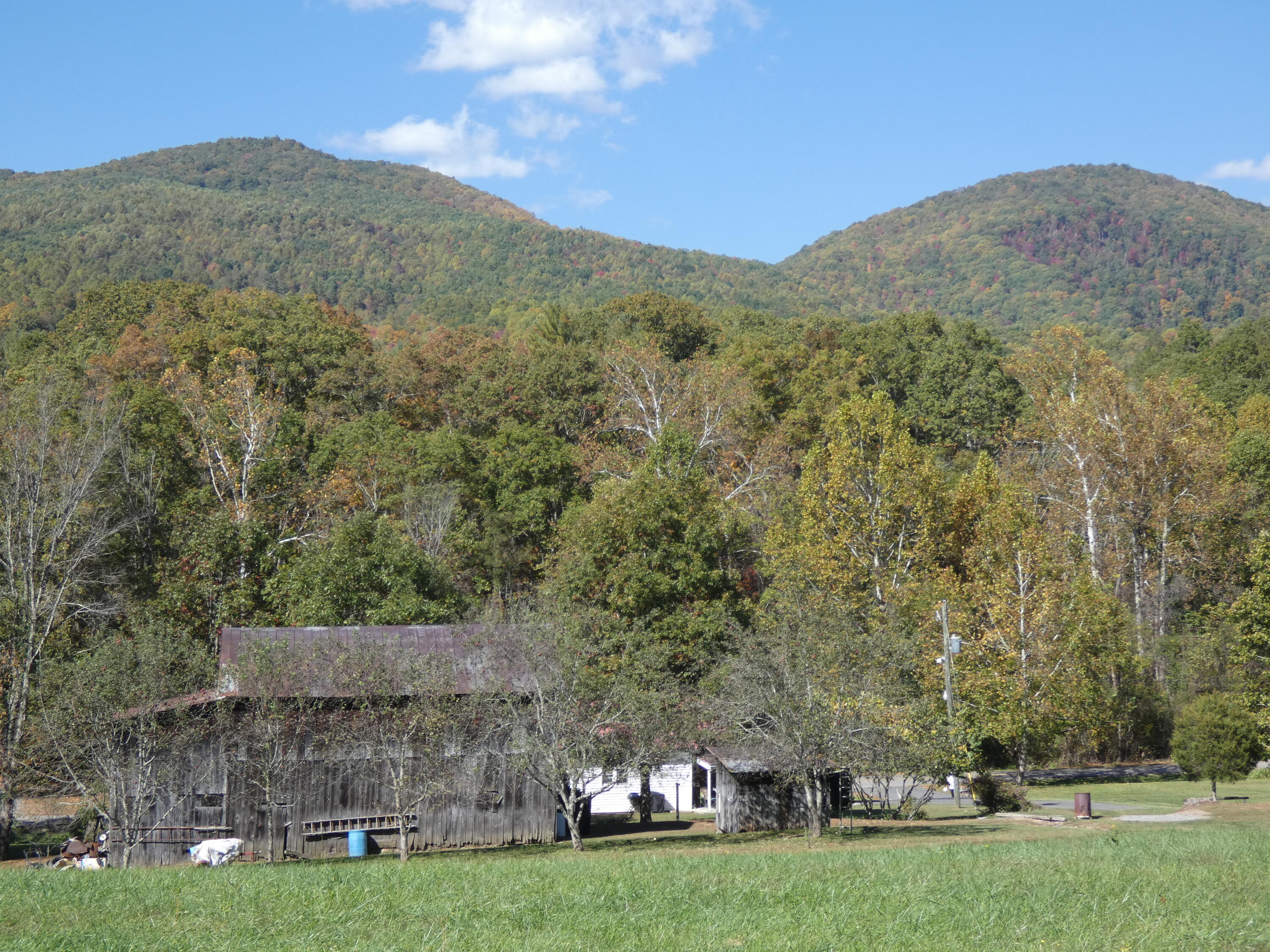 27514 Poor Valley Road Saltville, VA 24370 - Photo 54 of 78 P1070390