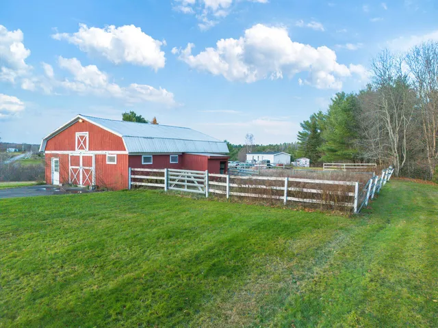 $325,000 | 1 Stony Brook Road, Augusta, ME 04330