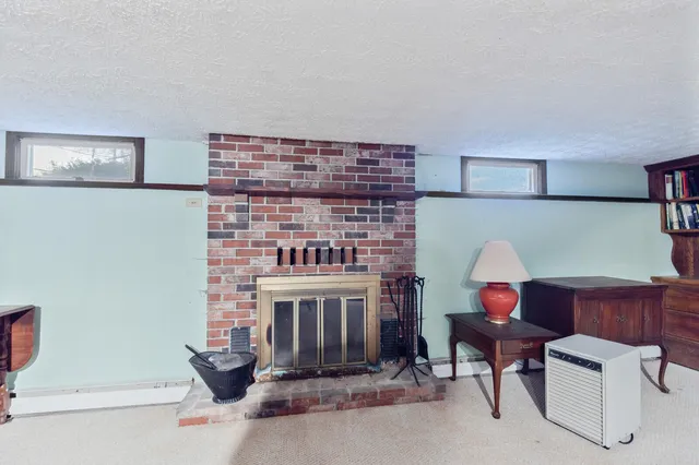 $325,000 | 1 Stony Brook Road, Augusta, ME 04330