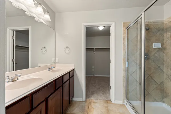 $1,995 | 1007 Hometown Parkway, Kyle, TX 78640