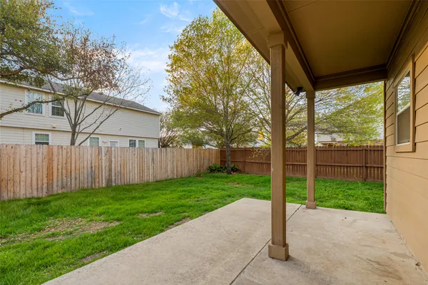 $1,995 | 1007 Hometown Parkway, Kyle, TX 78640