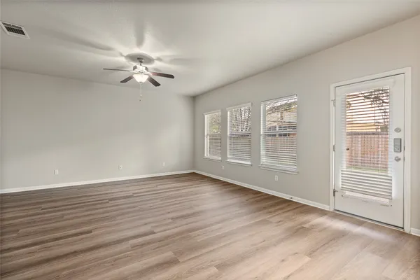 $1,995 | 1007 Hometown Parkway, Kyle, TX 78640