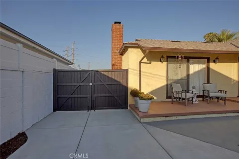 $969,000 | 12762 Willard Street, North Hollywood, CA 91605
