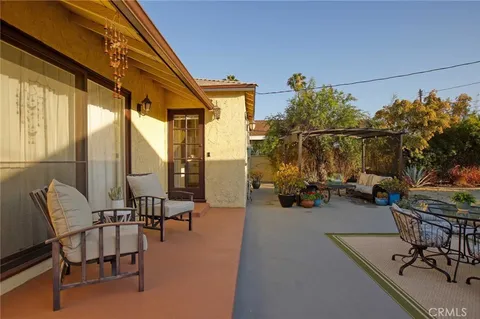 $969,000 | 12762 Willard Street, North Hollywood, CA 91605