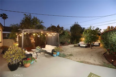 $969,000 | 12762 Willard Street, North Hollywood, CA 91605