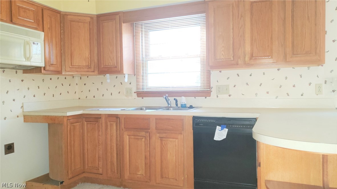 5236 Corduroy Road Mentor, OH 44060 - Photo 10 of 28
