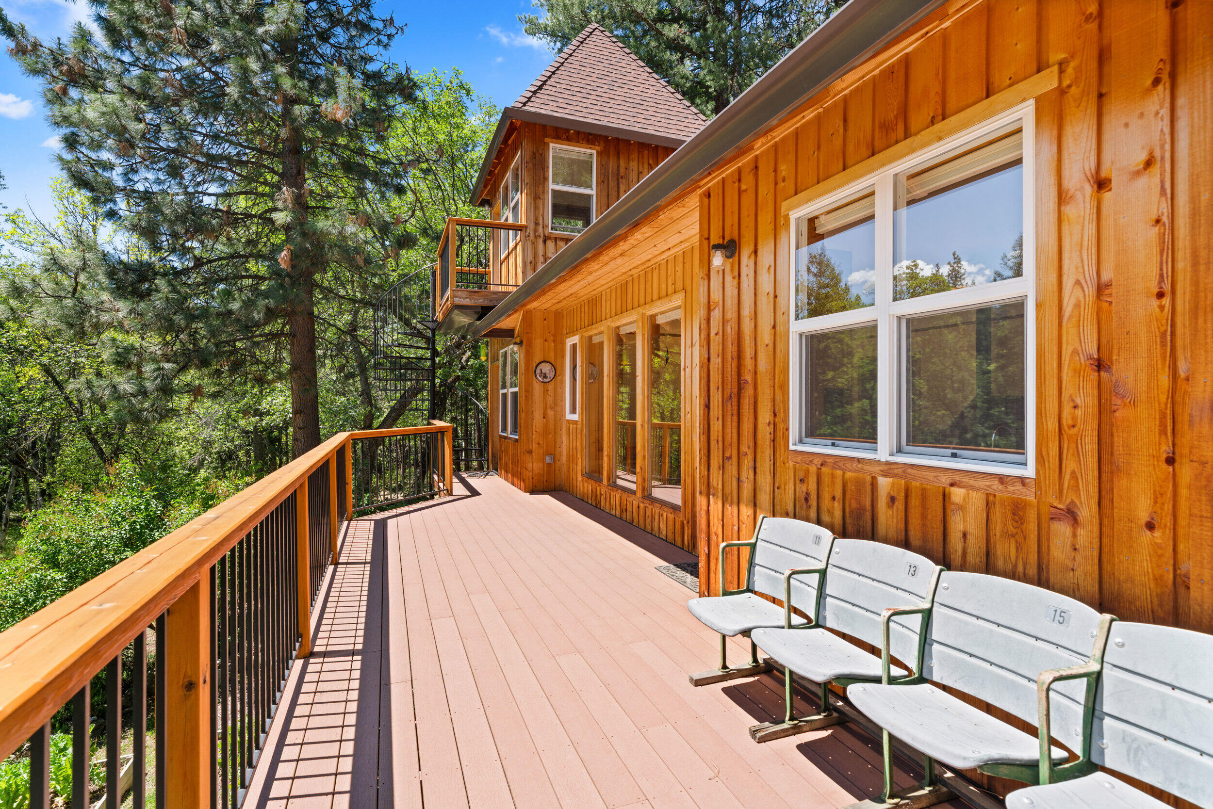 1700 Tyler Creek Road Ashland, OR 97520 - Photo 8 of 58