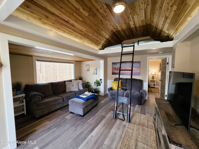 $399,900 | 1223 North 1st Street, Coeur D'Alene, ID 83814