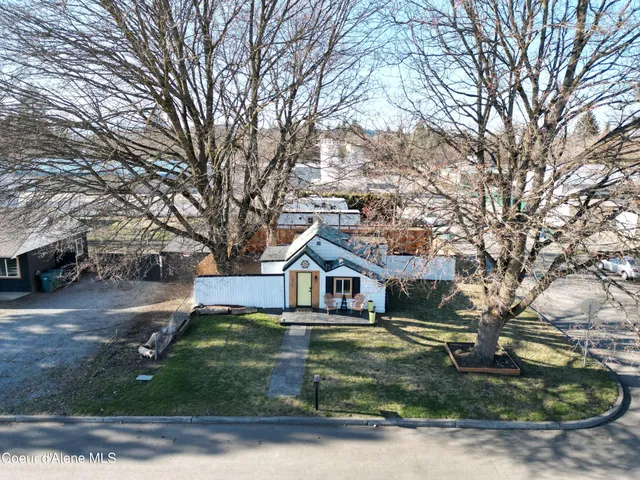 $399,900 | 1223 North 1st Street, Coeur D'Alene, ID 83814
