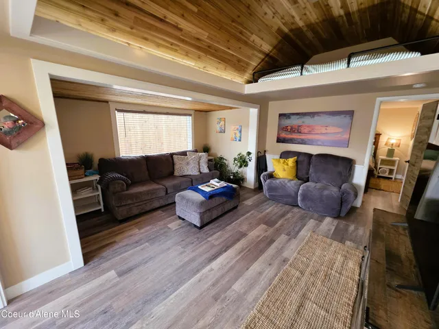 $399,900 | 1223 North 1st Street, Coeur D'Alene, ID 83814