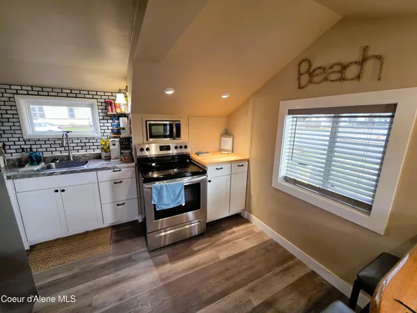 $399,900 | 1223 North 1st Street, Coeur D'Alene, ID 83814