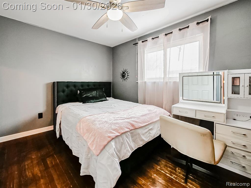 3877 Niagara Street Wayne, MI 48184 - Photo 12 of 35