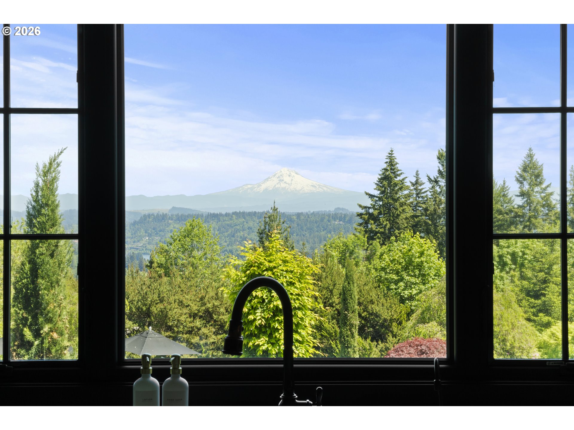 24770 Southwest Valley View Road West Linn, OR 97068 - Photo 13 of 48