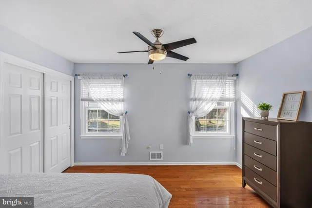 $599,900 | 4 Riverview Drive, Trenton, NJ 08628