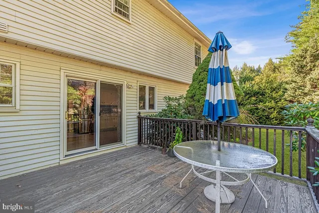 $599,900 | 4 Riverview Drive, Trenton, NJ 08628