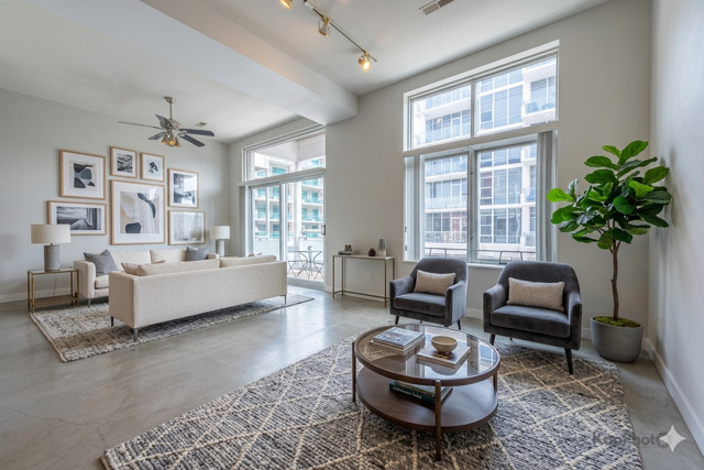 939 West Madison Street, Unit 403 Chicago, IL 60607 - Photo 6 of 27 Gallery Image 6