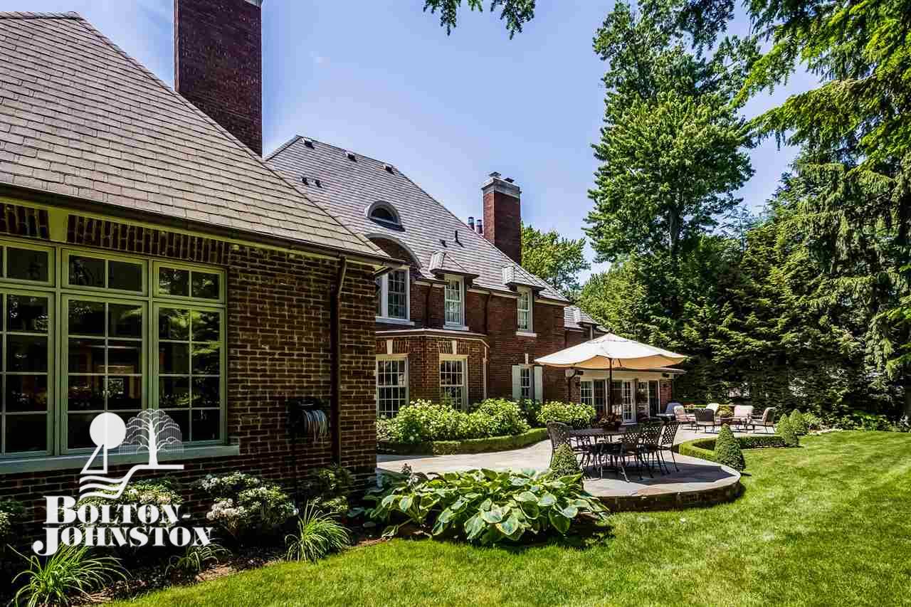 84 Vendome Road Grosse Pointe Farms, MI 48236 - Photo 37 of 41