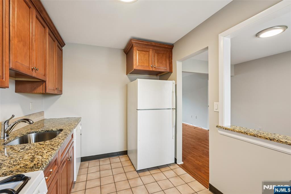 1150 Valley, Unit 1B Wayne, NJ 07470 - Photo 6 of 15