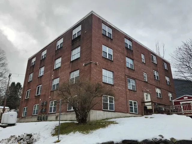 $179,800 | 30 Beech Street, Unit 1B, Bristol, NH 03222