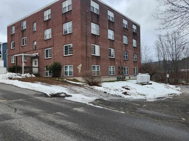 $179,800 | 30 Beech Street, Unit 1B, Bristol, NH 03222