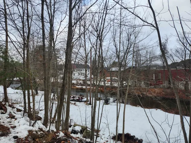 $179,800 | 30 Beech Street, Unit 1B, Bristol, NH 03222