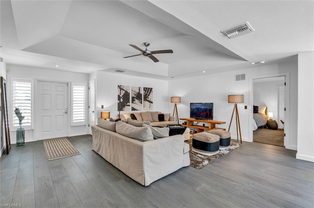 1627 Murex Lane Naples, FL 34102 - Photo 12 of 50