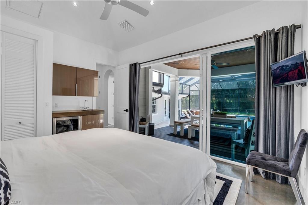 1627 Murex Lane Naples, FL 34102 - Photo 22 of 50