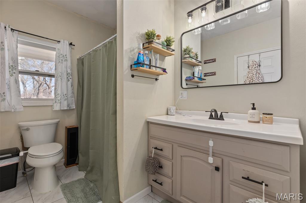 214 West Walnut Street Benld, IL 62009 - Photo 11 of 17