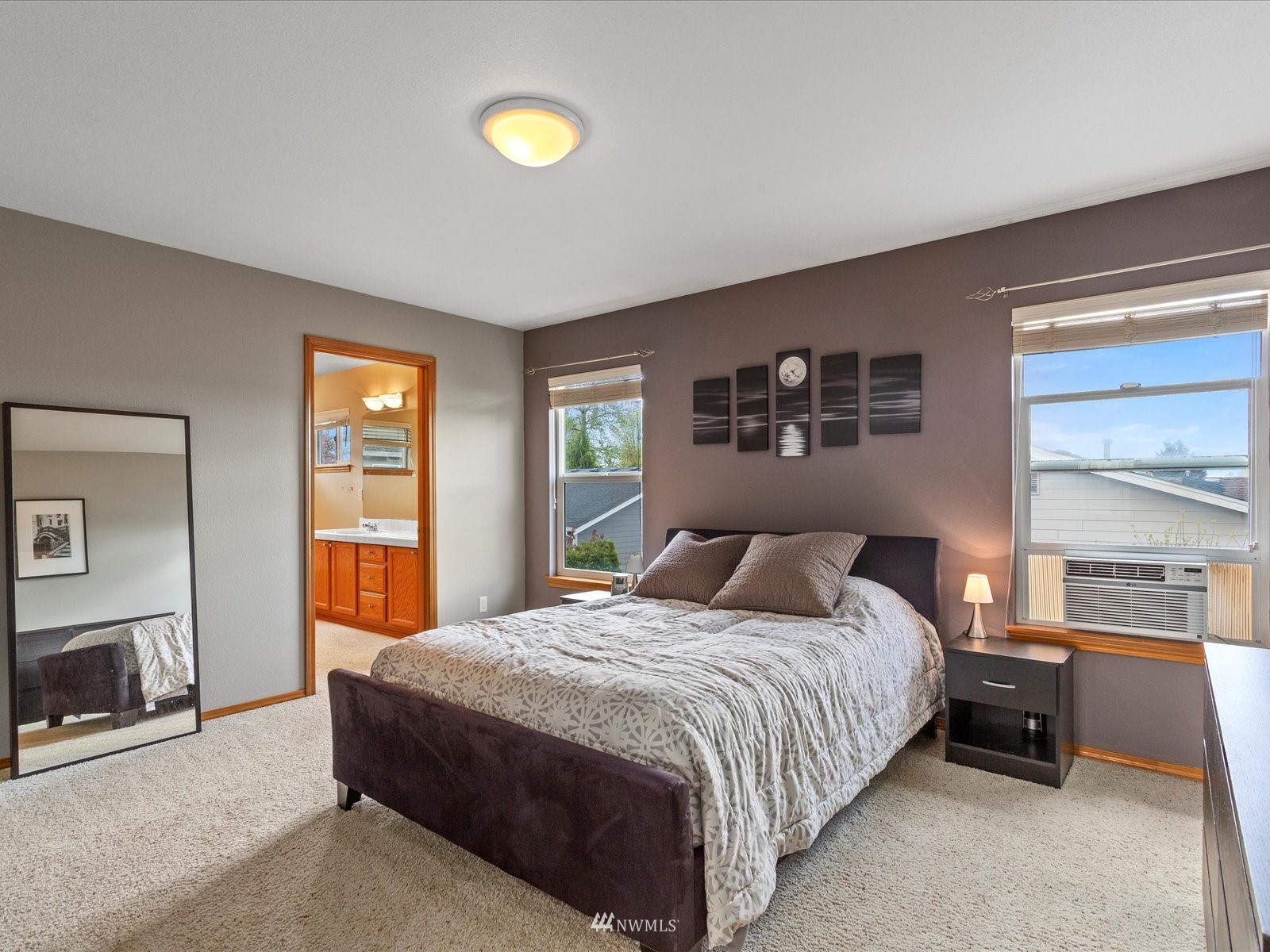 569 Quincy Avenue Northeast Renton, WA 98059 - Photo 17 of 31 Gallery Image 17