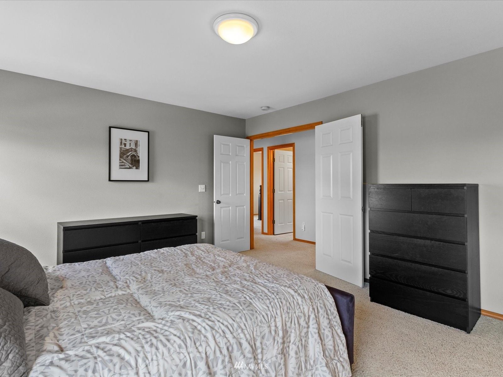 569 Quincy Avenue Northeast Renton, WA 98059 - Photo 18 of 31 Gallery Image 18