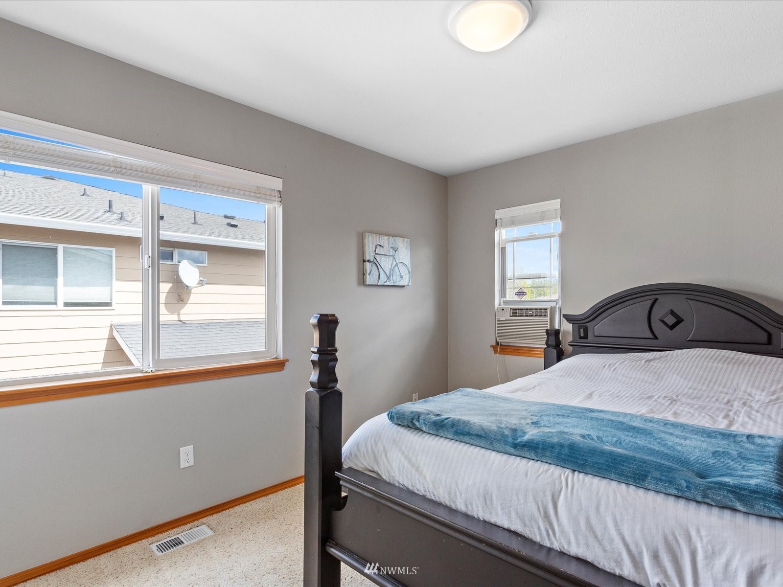 569 Quincy Avenue Northeast Renton, WA 98059 - Photo 23 of 31 Gallery Image 23