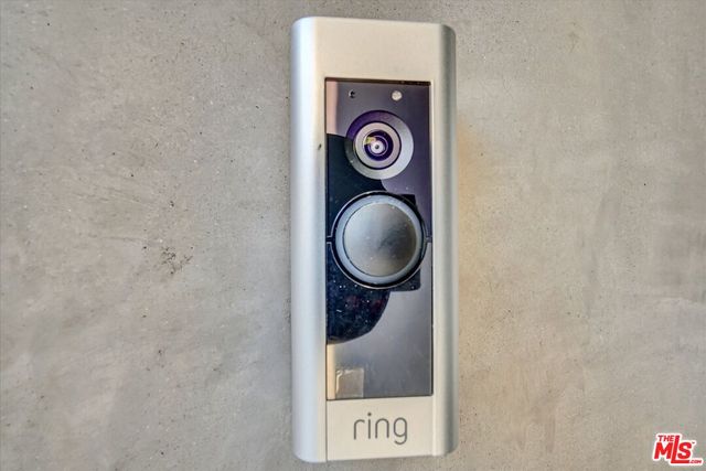 $2,149,000 | 2419 South Cochran Avenue, Los Angeles, CA 90016