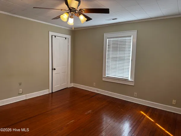 $1,755 | 414 Metcalf Street, Unit A, New Bern, NC 28560