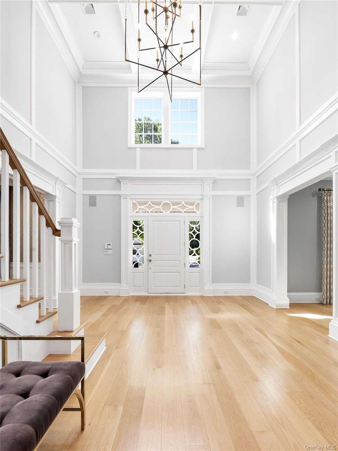55 Plymouth Road Manhasset, NY 11030 - Photo 8 of 41