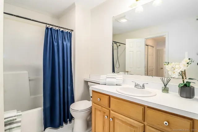 $3,585 | 633 Danbury Road, Unit 21, Ridgefield, CT 06877