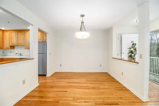 $3,585 | 633 Danbury Road, Unit 21, Ridgefield, CT 06877