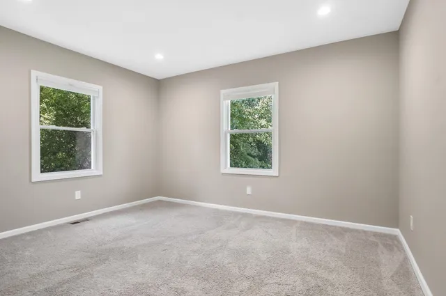 $275,000 | 6044 Davison Road, Burton, MI 48509