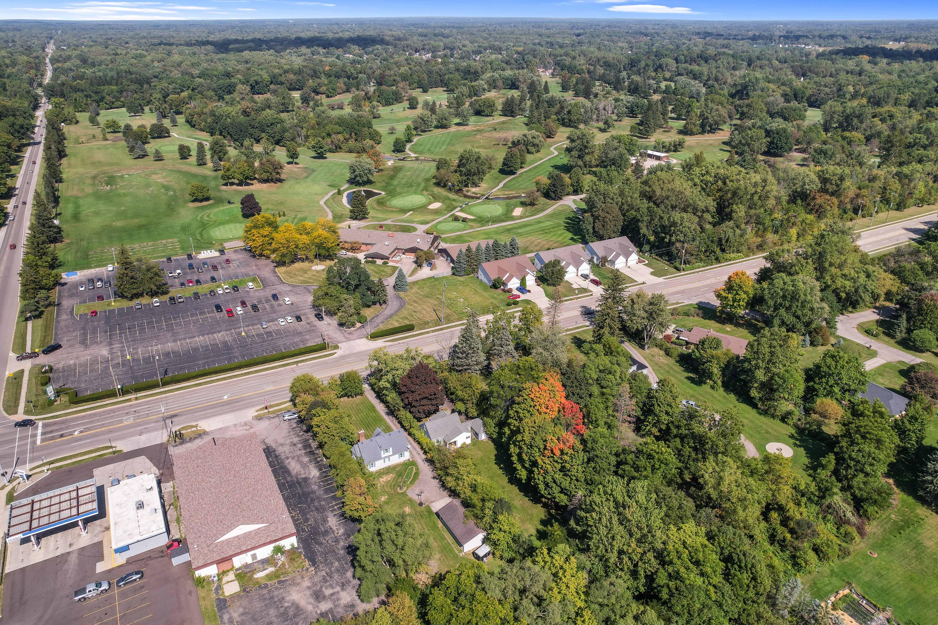 6044 Davison Road Burton, MI 48509 - Photo 38 of 53 DJI_0629