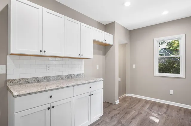 $275,000 | 6044 Davison Road, Burton, MI 48509