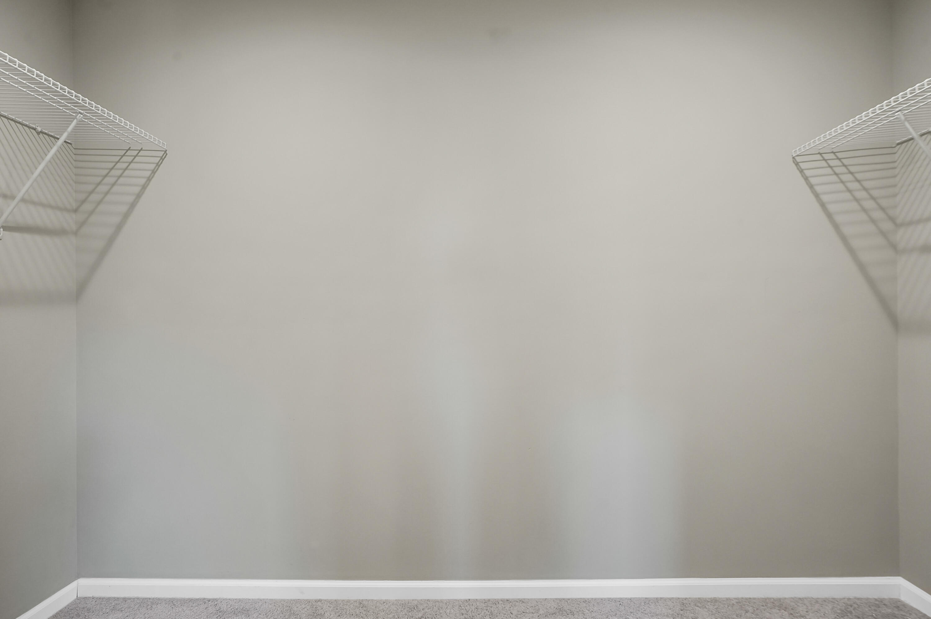 6044 Davison Road Burton, MI 48509 - Photo 50 of 53 DSC04111