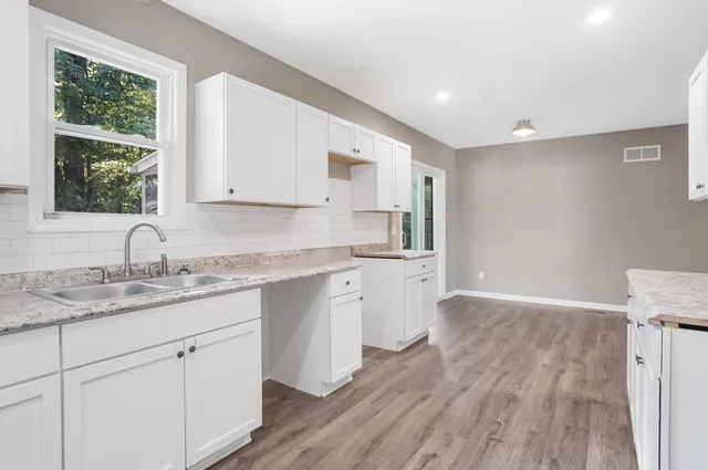 $275,000 | 6044 Davison Road, Burton, MI 48509